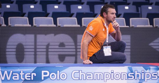 Nederlandse waterpolosters grijpen naast EK-titel