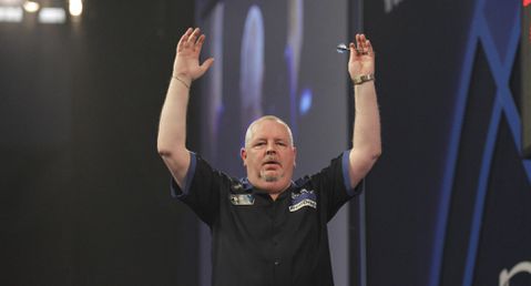 Robert Thornton heeft het nooit moeilijk gehad en wint op gemakje het WK darts voor senioren