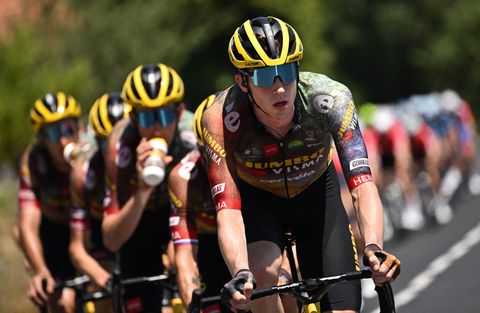 Nathan Van Hooydonck stapt uit Tour de France vanwege familieomstandigheden