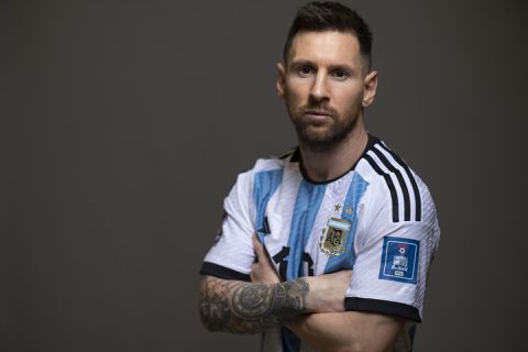 De opstelling van Argentinië tegen Saoedi-Arabië: Lionel Messi begint aan laatste WK