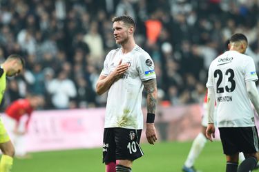 Technisch directeur Besiktas ontkent Man United-transfer Wout Weghorst: 'Hij is van ons'