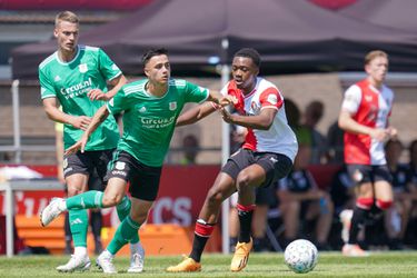 Succesvolle seizoenstart voor Feyenoord: winst op PEC mede door scorende debutant