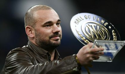 🎥​ | Wesley Sneijder kraakt Dusan Tadic: 'Je moet hem even uit zijn lijden verlossen'
