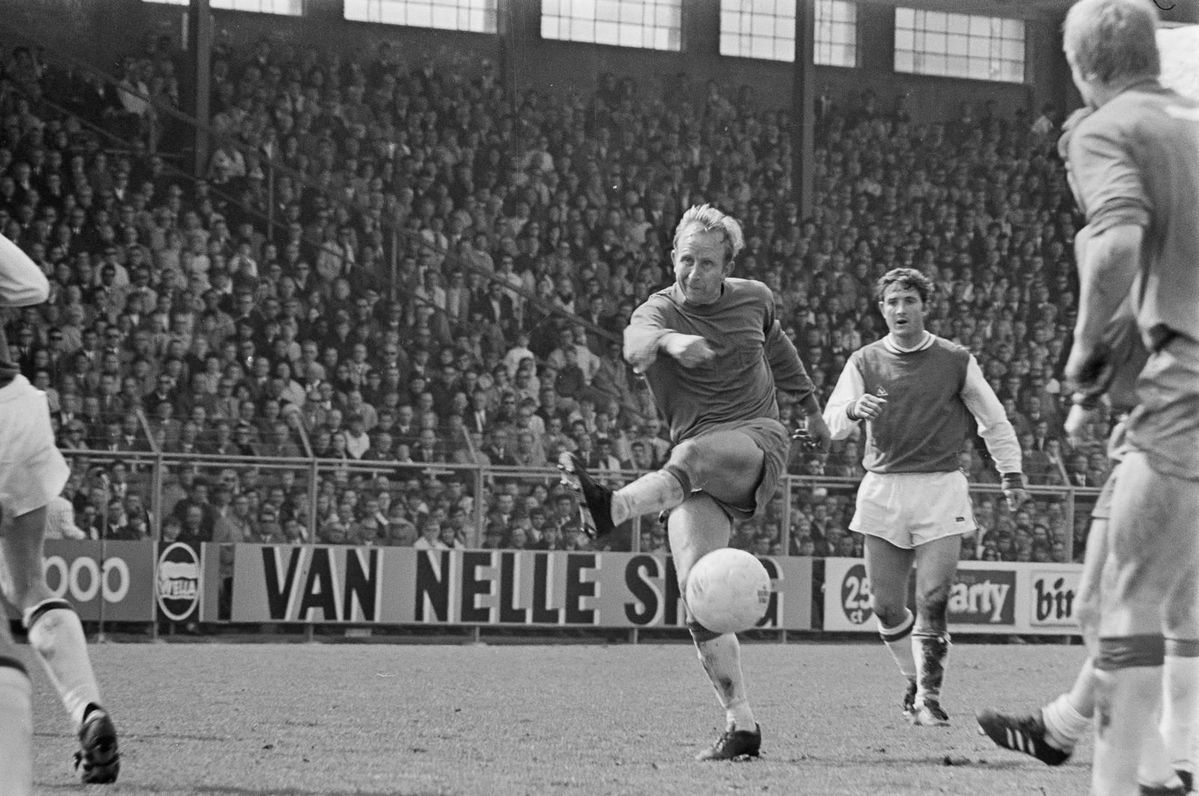 Henk Groot, oud-voetballer van Ajax én Feyenoord, op 84-jarige leeftijd overleden