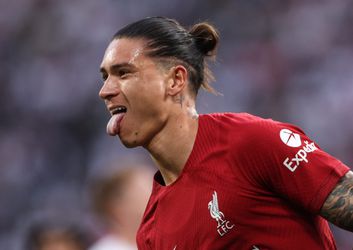 Darwin Núñez valt in bij Liverpool en prikt meteen een hattrick tegen RB Leipzig