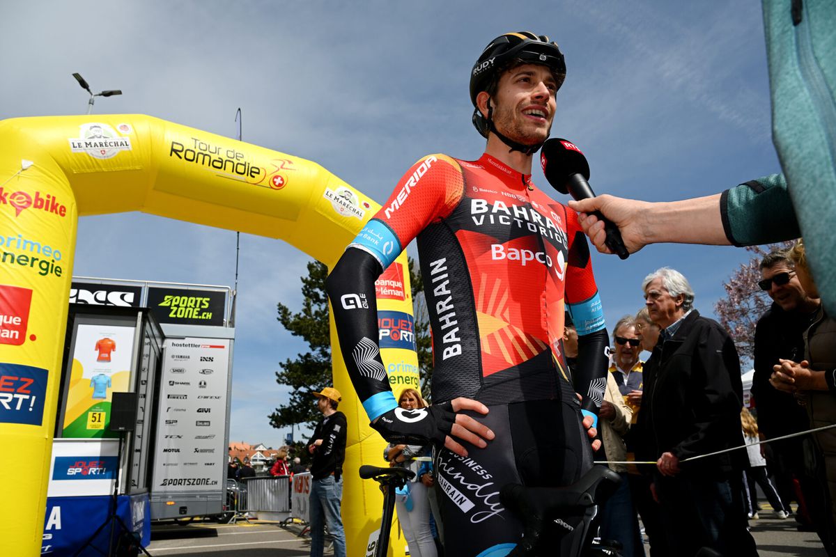 Afschuwelijk nieuws: wielrenner Gino Mäder (26) overleden na valpartij in Ronde van Zwitserland