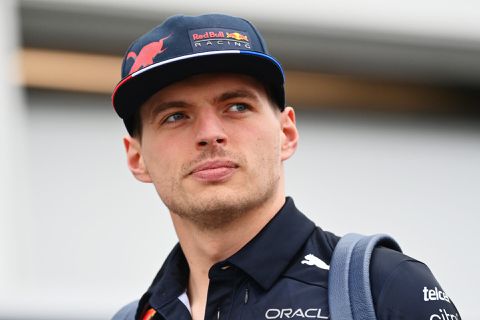 Max Verstappen niet blij met FIA: 'regelwijziging tijdens seizoen teleurstellend'