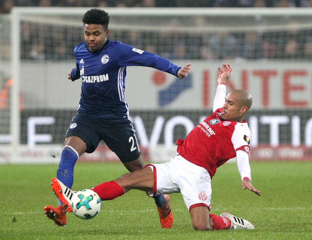 Schalke doet goede zaken met overwinning op Mainz met Nigel de Jong