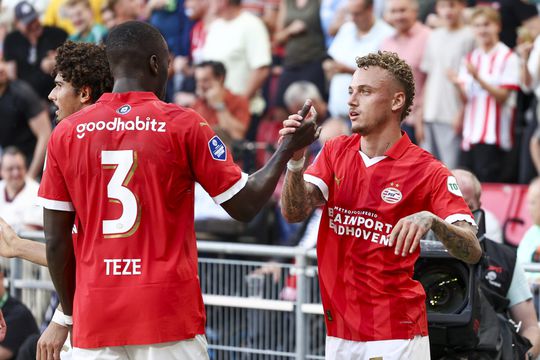PSV start goed aan nieuw seizoen: Noa Lang is meteen 'on fire' tegen FC Utrecht
