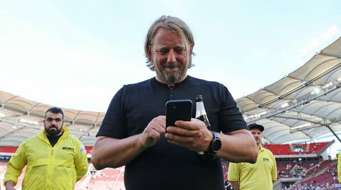 Sven Mislintat kan gaan spenden bij Ajax: 'Tevreden met het bedrag dat ik kan besteden'