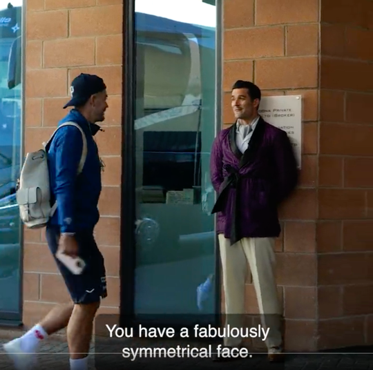 😂| Man City-spelers krijgen bizarre complimentjes: 'Je gezicht is perfect symmetrisch'