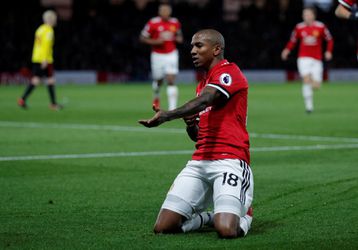 Manchester United geeft voorsprong bijna weg, maar wint toch eenvoudig bij Watford