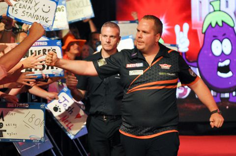 Dirk van Duijvenbode is net vader geworden, maar: 'Hij gooit m'n pijlen toch niet?'