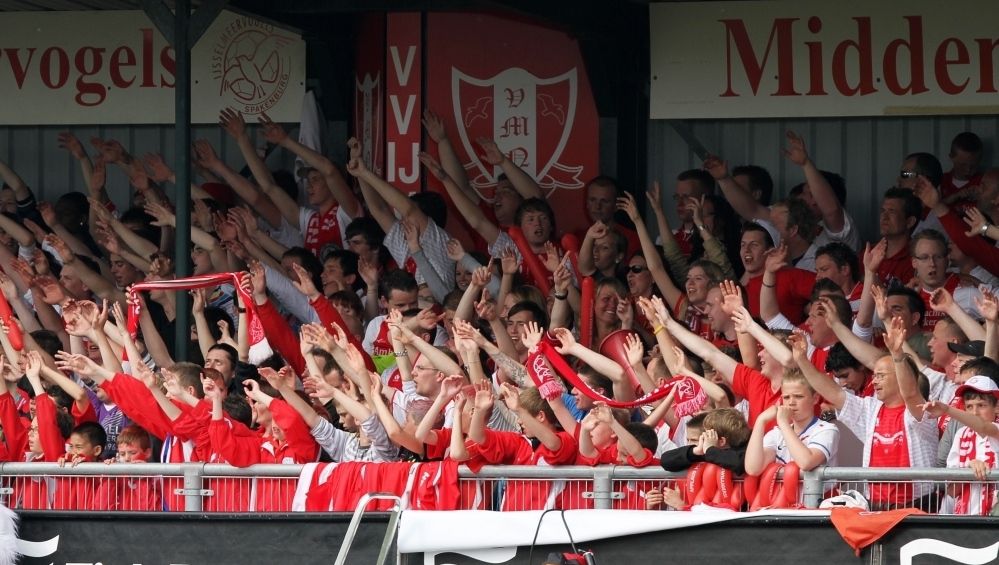 IJsselmeervogels neemt 'ingrijpende maatregelen' tegen rellende supporters