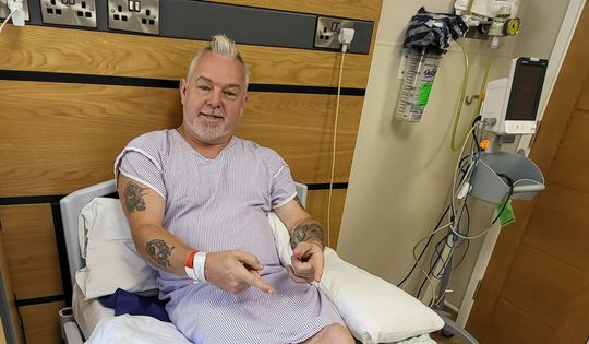 Wereldkampioen Peter Wright laat galblaas verwijderen: 'Ik ben heel erg nerveus'