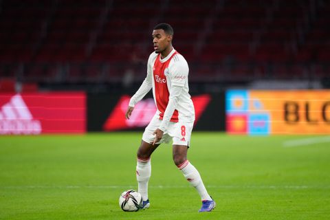 Ryan Gravenberch op weg naar Serie A? ‘Juventus wil via Mino Raiola hengel uitgooien’