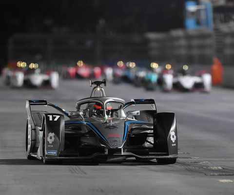 Zuur voor Nyck de Vries! Nederlandse Formule E-rijder raakt podiumplaats kwijt na straf