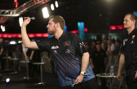 Dit is het programma voor dag 2 van het Dutch Darts Championship in Leeuwarden
