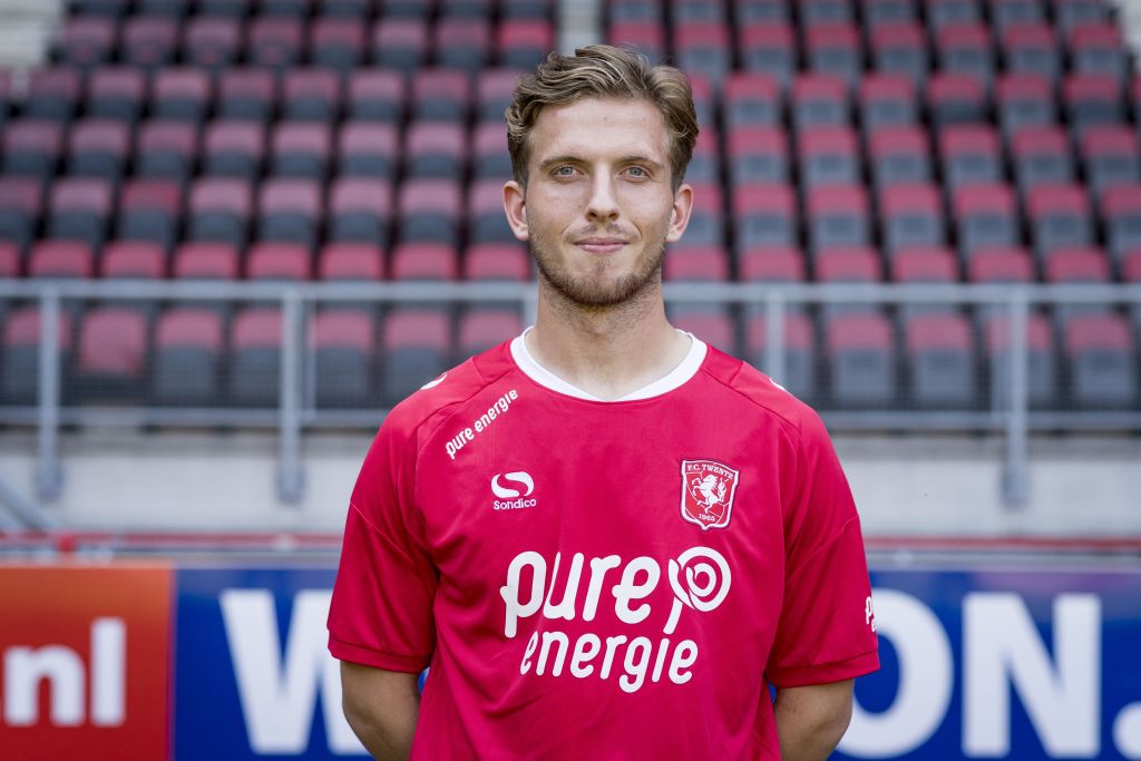 Twente verlengt ook met Van der Heyden