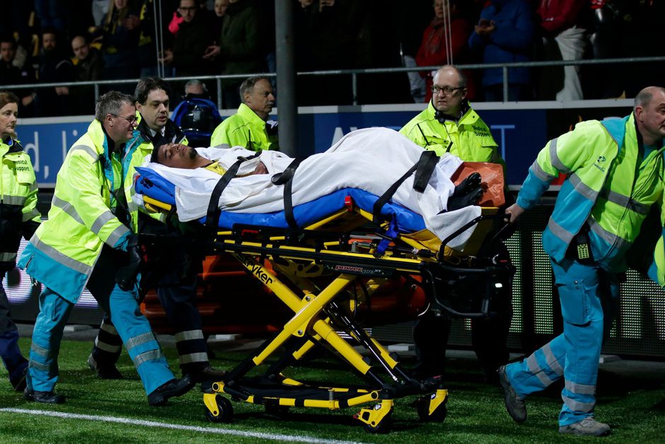 VVV-speler Promes waarschijnlijk heel 2019 uitgeschakeld met gebroken knieschijf