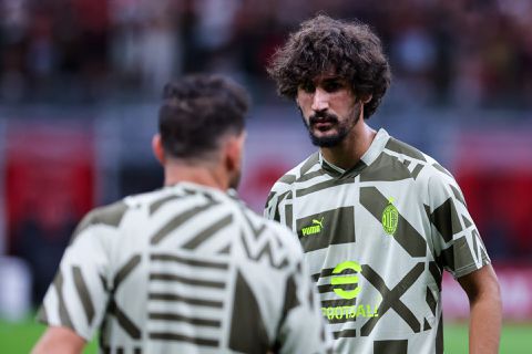 Ajax trekt stoute schoenen aan en waagt belletje naar Milaan voor middenvelder