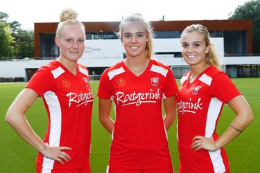 FAAL! KNVB vergeet scheidsrechters naar vrouwenpot FC Twente te sturen