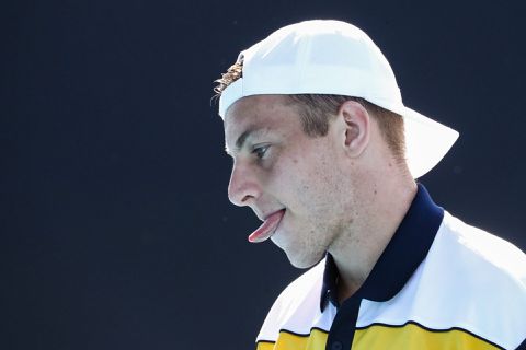 Blessures en zelfvertrouwen helpen Tallon Griekspoor verder: 'Hele strakke zakelijke overwinning'