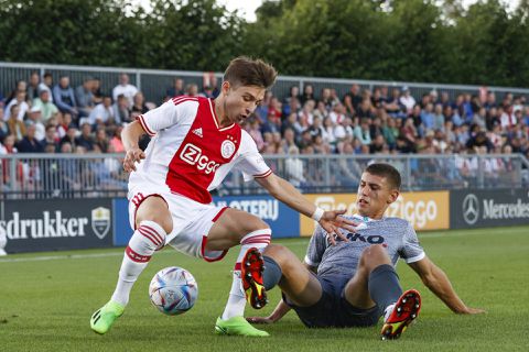 Conceição maakt hoge verwachtingen waar! Jong Ajax wel gelijk tegen Telstar, Jong AZ wint easy