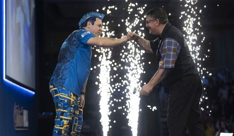 Gary Anderson deelt sneer uit aan Engels publiek na wereldtitel Peter Wright