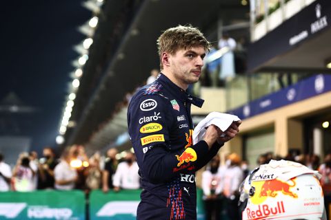 Sky Sport zegt sorry tegen Max Verstappen voor 'foute kerstreclame'