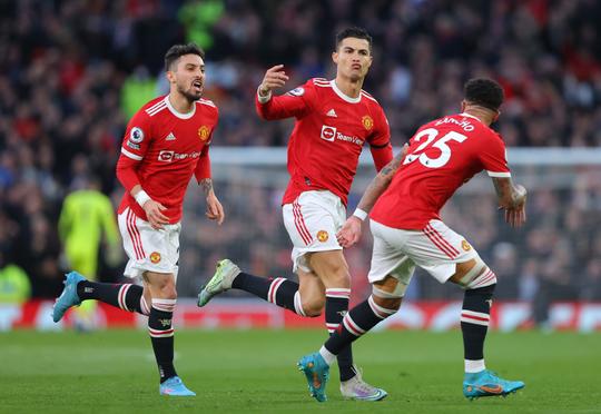 🎥 | Cristiano Ronaldo maakt alles weer goed met heerlijke knal tegen Tottenham Hotspur