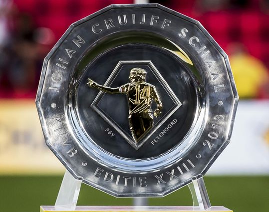 Dit zijn de opstellingen van Feyenoord en PSV bij Johan Cruijff Schaal