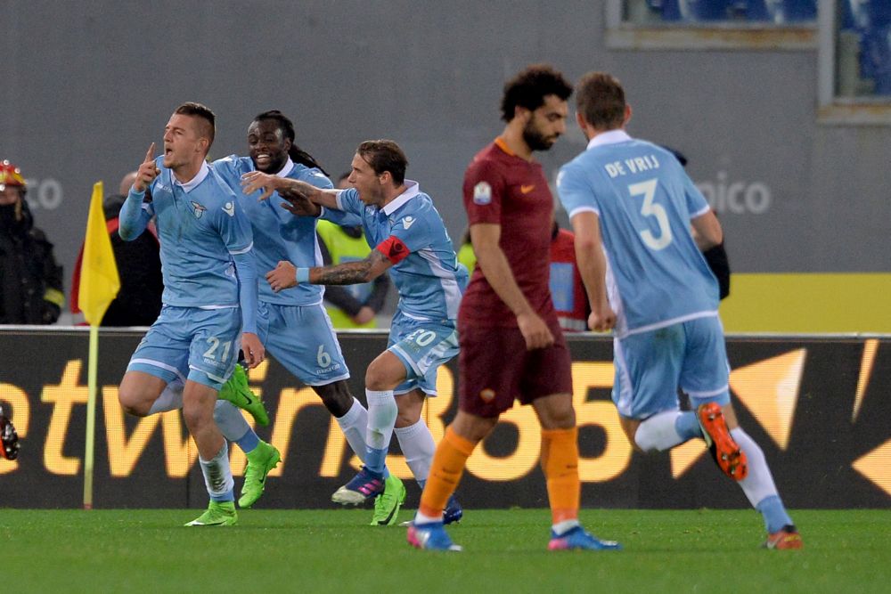 Strootman met AS Roma onderuit in de derby tegen Lazio
