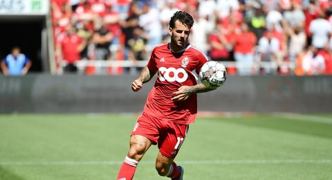 Slecht voorteken? Aron Dønnum vroeg bij relduel Standard v Anderlecht zijn vriendin ten huwelijk