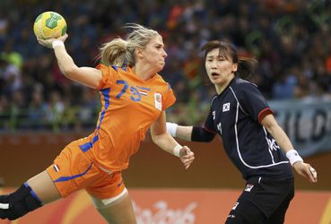 Nederlandse handbaldames van Esbjerg door in CL