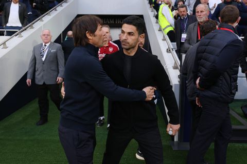 Antonio Conte wordt moe van geklaag collega Arteta: 'Hij moet zich focussen op zijn team'