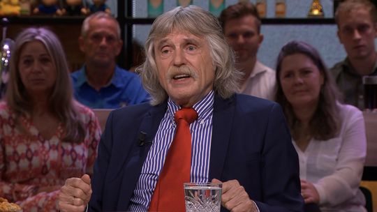 🎥 | Derksen brandt NOS-verslaggever Joep Schreuder af: 'Vindt zichzelf een filmster'