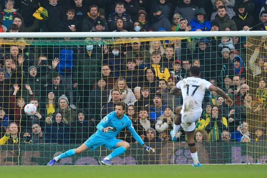 🎥 | Chelsea heeft geen genade met Burnley en Weghorst, Krul moet vissen tegen concurrent
