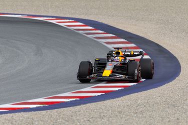 Max Verstappen op pole bij GP Oostenrijk ondanks gedoe met track limits