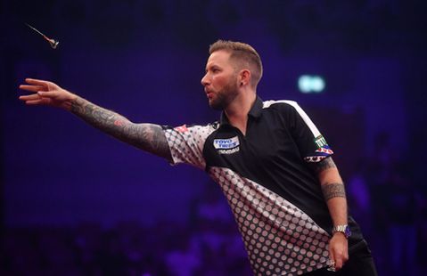 Toppie Noppie! Danny Noppert stoot door naar kwartfinales German Darts Open