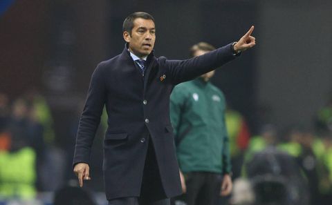 Van Bronckhorst reageert week na ontslag: 'Eens een Ranger, altijd een Ranger'