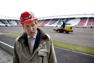 Voormalig AZ-baas Scheringa heel erg geschrokken na instorten dak AZ-stadion