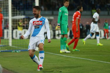 Mertens de grote kleine man bij Napolitaanse zege op Fiorentina