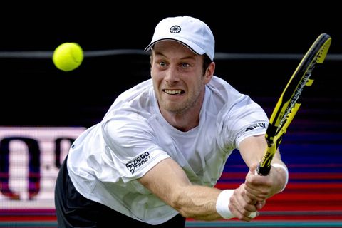 Pijnlijke nederlaag voor Botic van de Zandschulp in Rosmalen