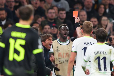 De uitslagen en standen na speelronde 5 van groepen A t/m D in de Champions League