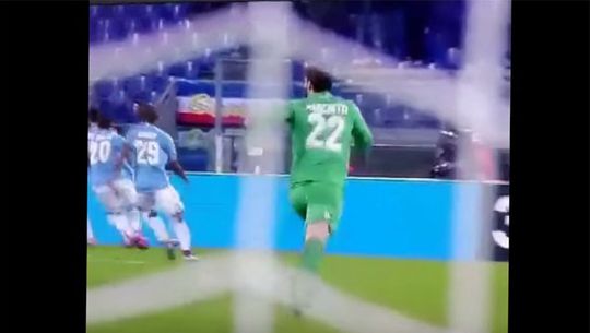 Lazio-doelman scheurt hamstring tijdens juichen bij goal