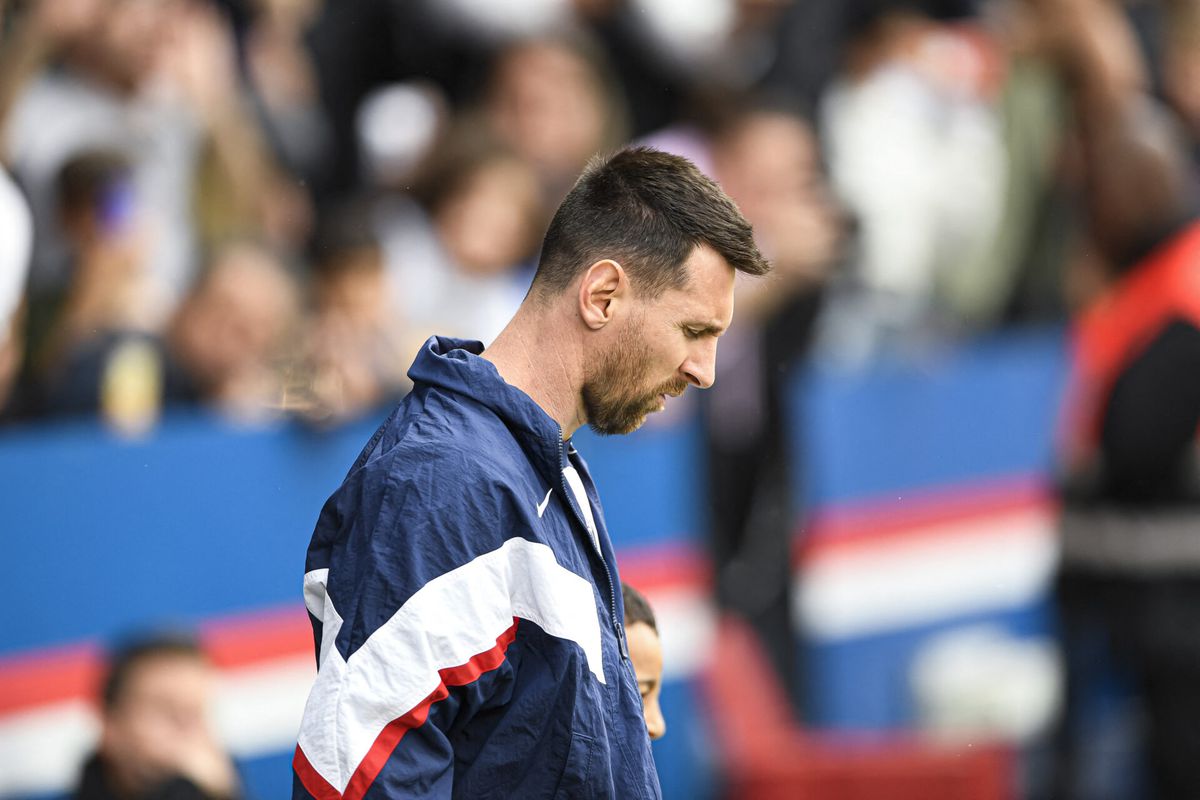 Vader Lionel Messi is klaar met 'fake news' en schept duidelijkheid: 'Hij gaat nergens heen'