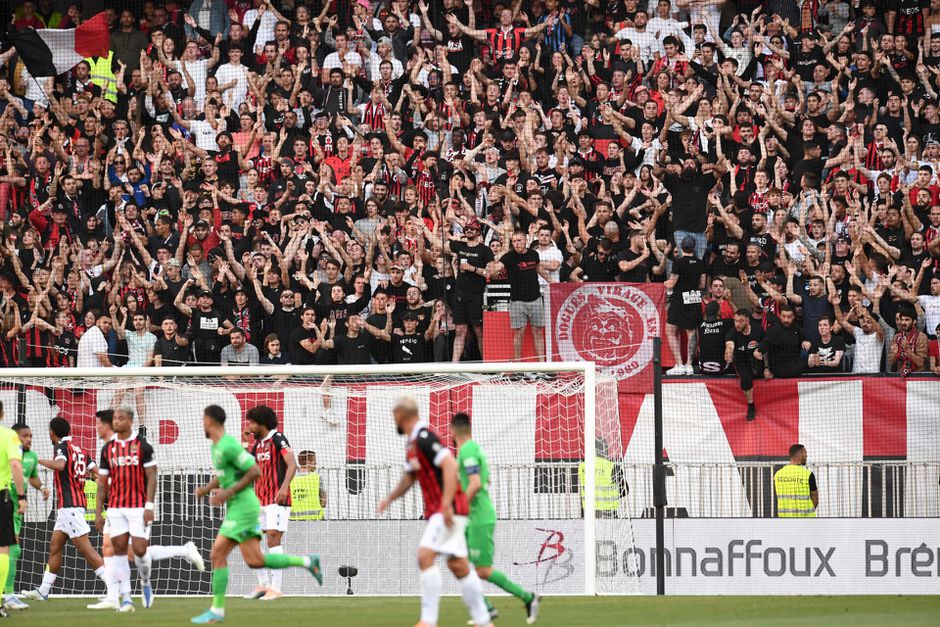 Woede in Frankrijk om schandalige spreekkoren van Nice-fans over omgekomen Emiliano Sala