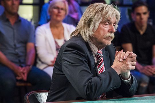 RTL Boulevard walgt van Derksen: 'Hij zit elke avond uit z'n neus te vreten'