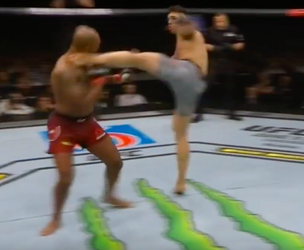 UFC Stockholm: Rakic schopt Manuwa KO met headkick, Gustafsson stopt na verlies tegen Smith